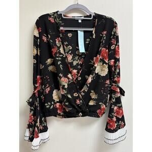 Envision Studio Cropped Floral Blouse Women Size Medium Black
